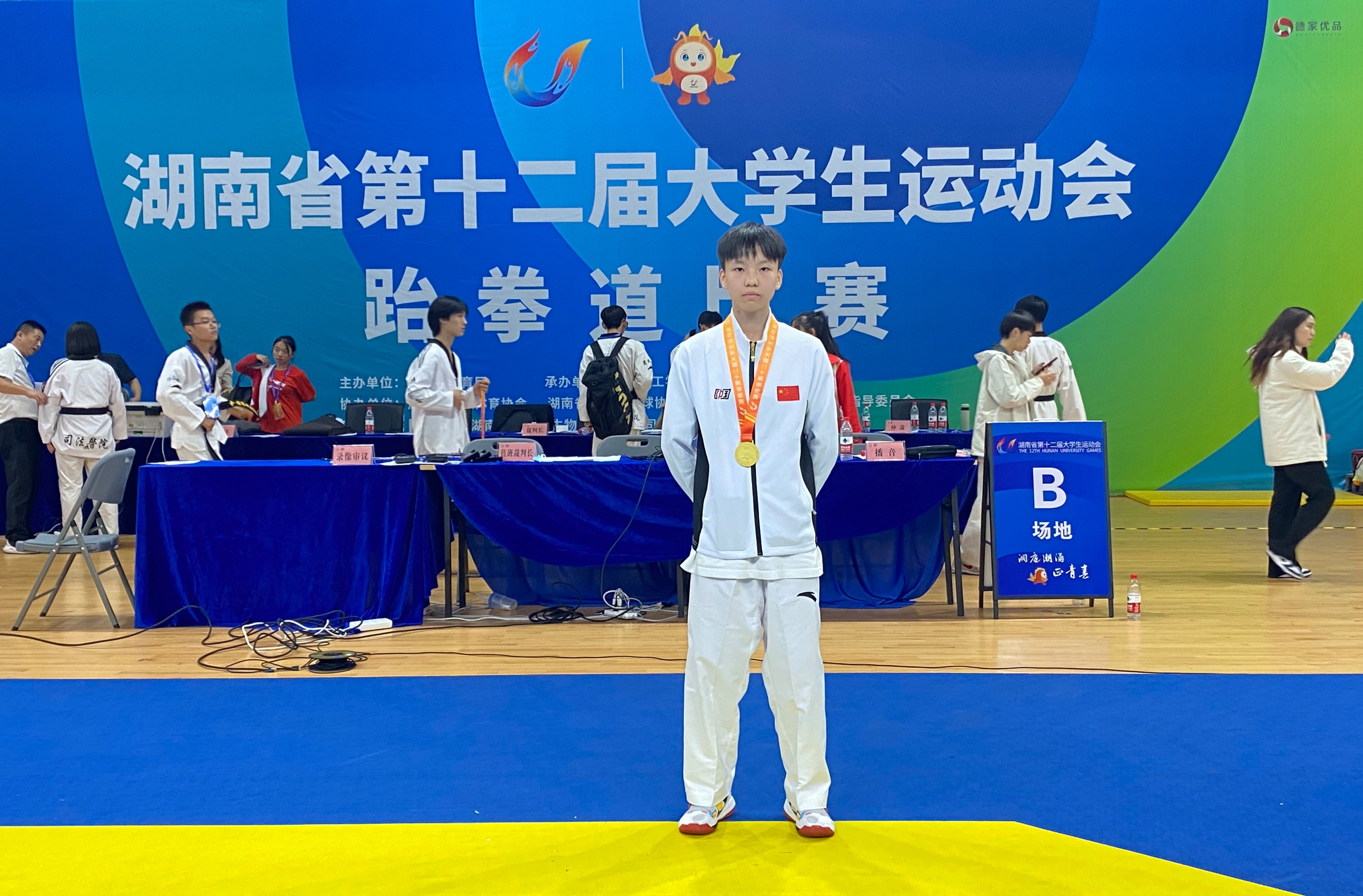 亚洲色欲久久久久综合网