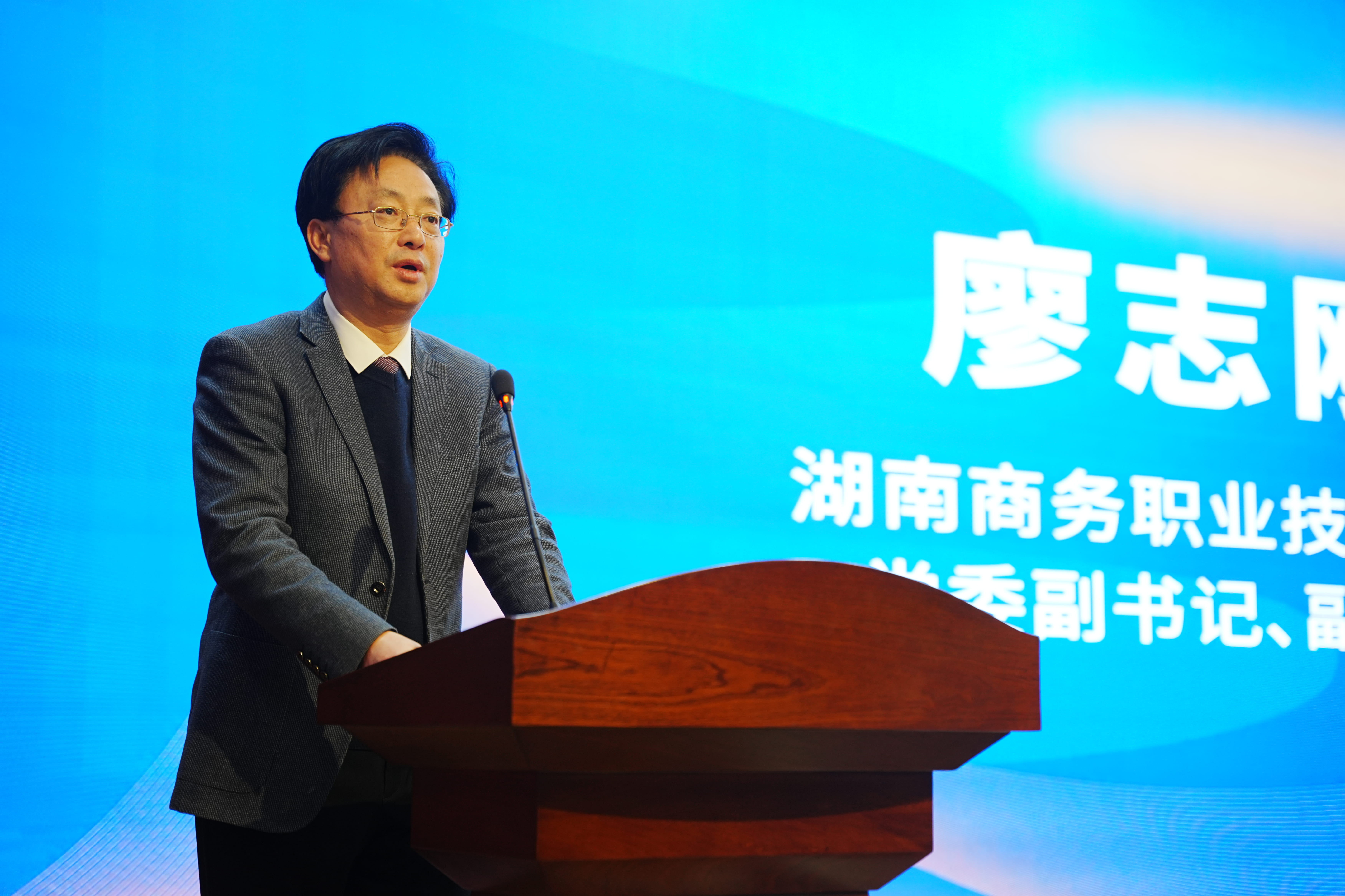 亚洲色欲久久久久综合网