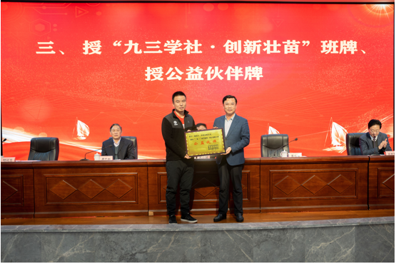 亚洲色欲久久久久综合网